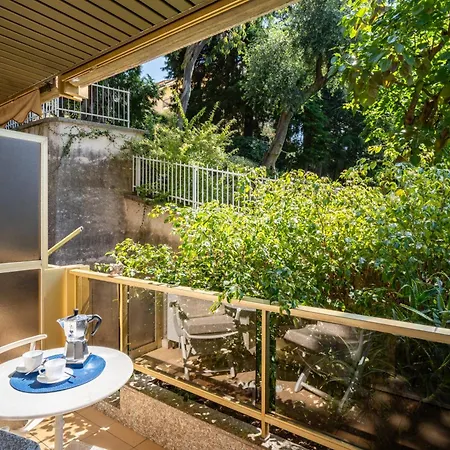 Guesthost - Modern Escape With Pool & Sunny Terrace Sanremo