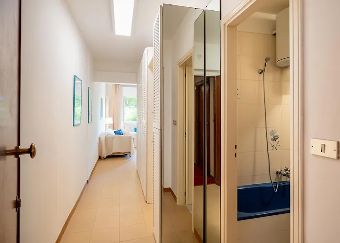 Guesthost - Modern Escape With Pool & Sunny Terrace Apartamento San Remo