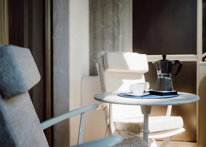 Appartamento Guesthost - Modern Escape With Pool & Sunny Terrace *