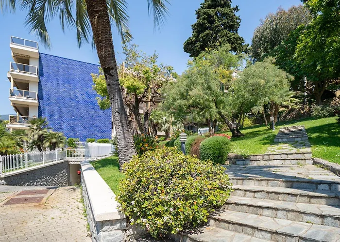 Guesthost - Modern Escape With Pool & Sunny Terrace San Remo